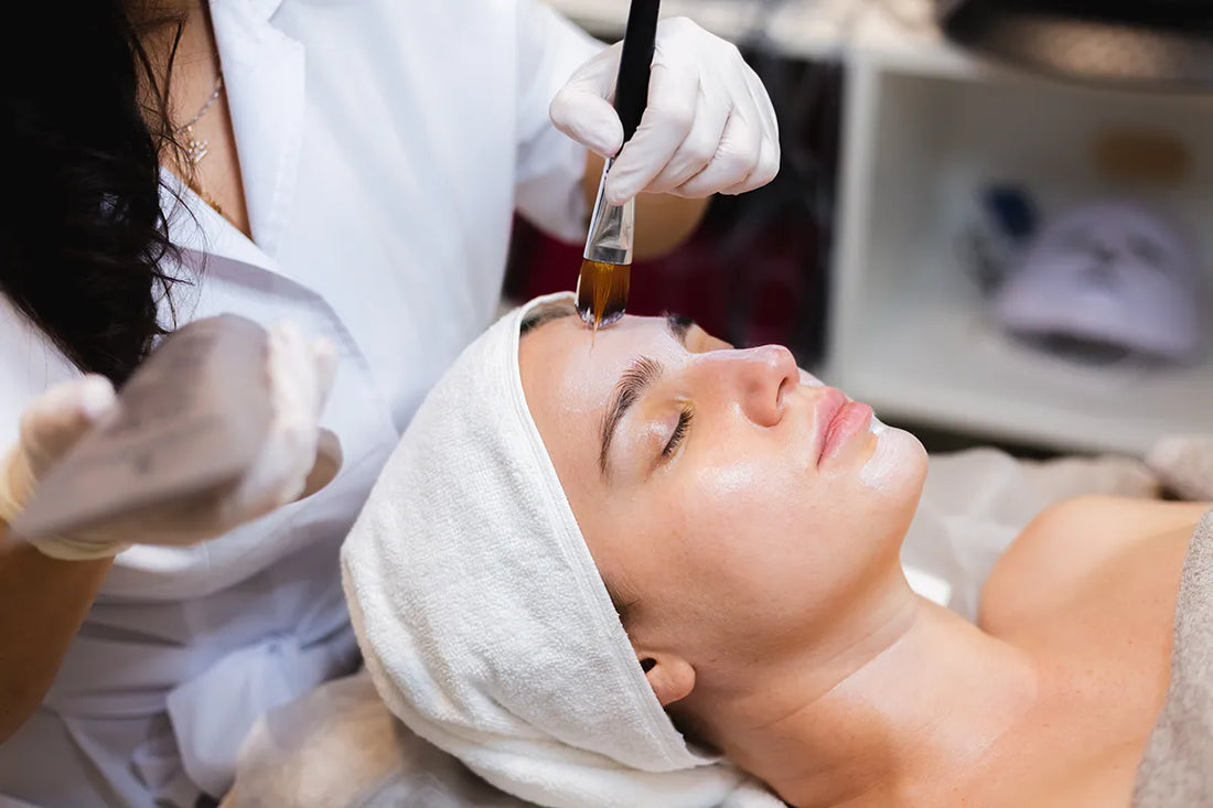 The Best Glycolic Peels for Smooth, Glowing Skin